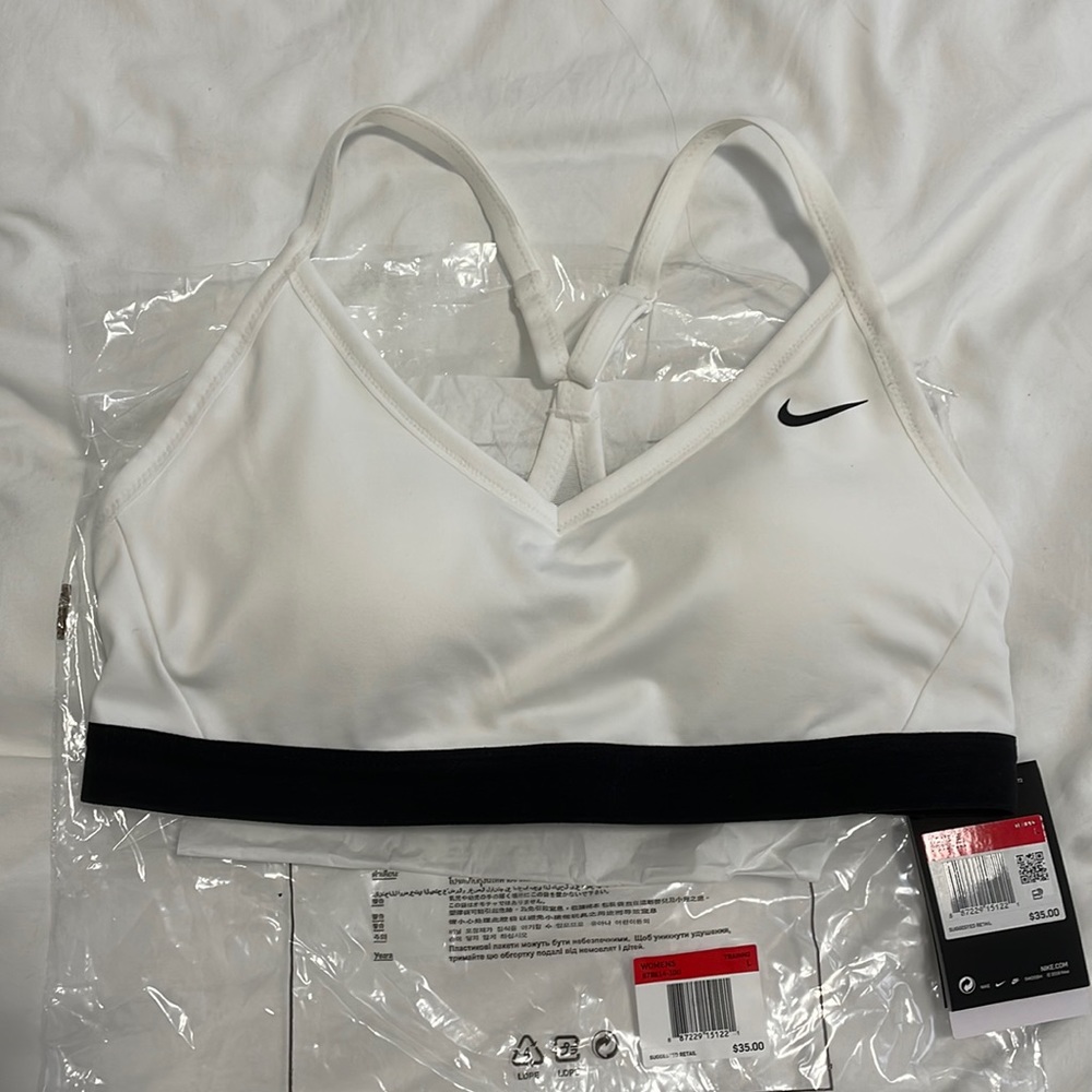 NWT NIKE INDY BRA